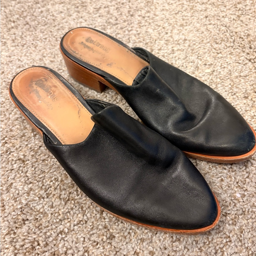 Soludos mules